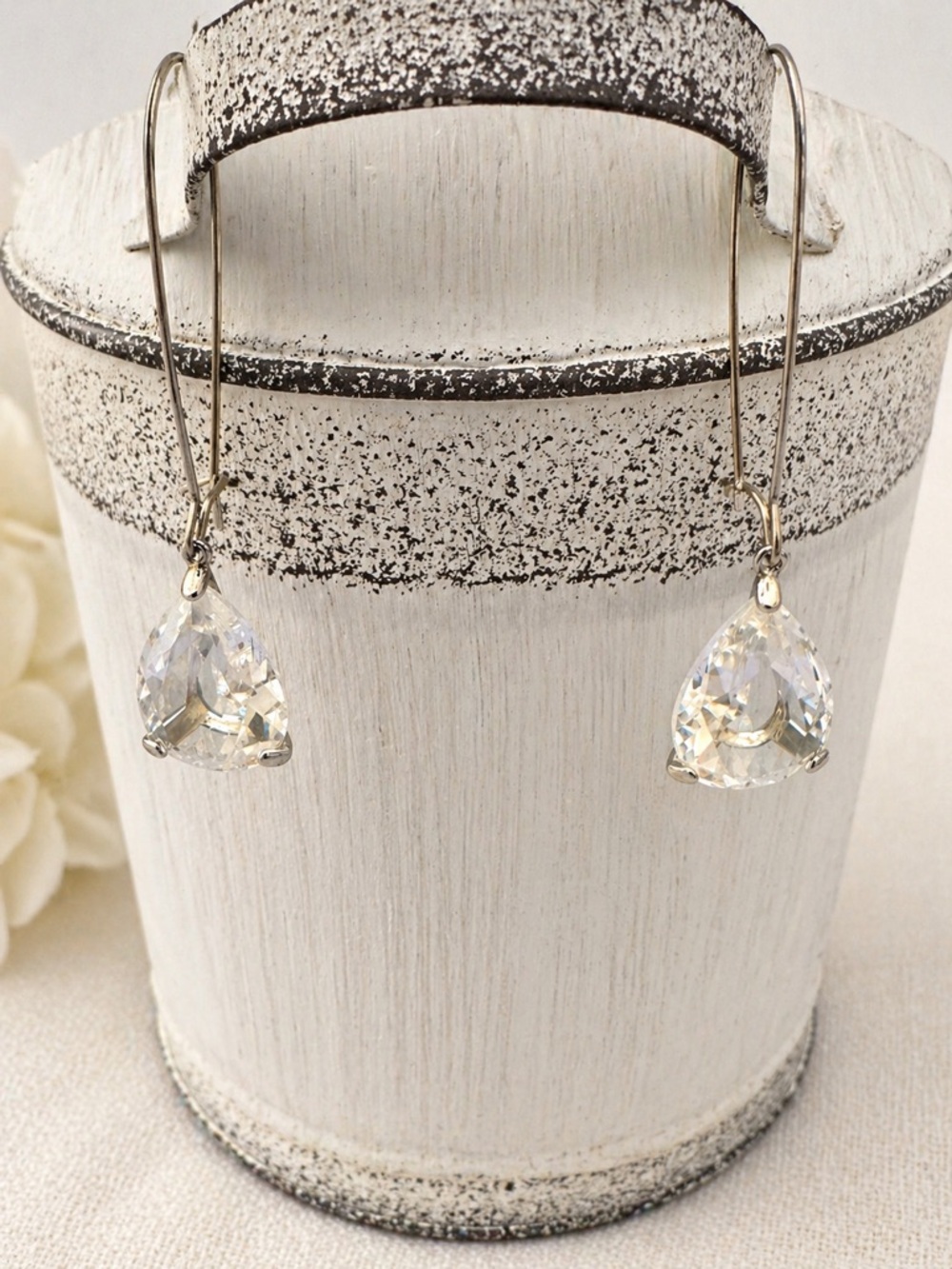 Crystal Teardrop Dangle Earrings Elegant Clear Faceted Drop